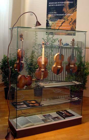 Exhibition historical musical instruments Orpheon Foundation