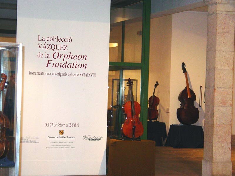 Exhibition historical musical instruments Orpheon Foundation