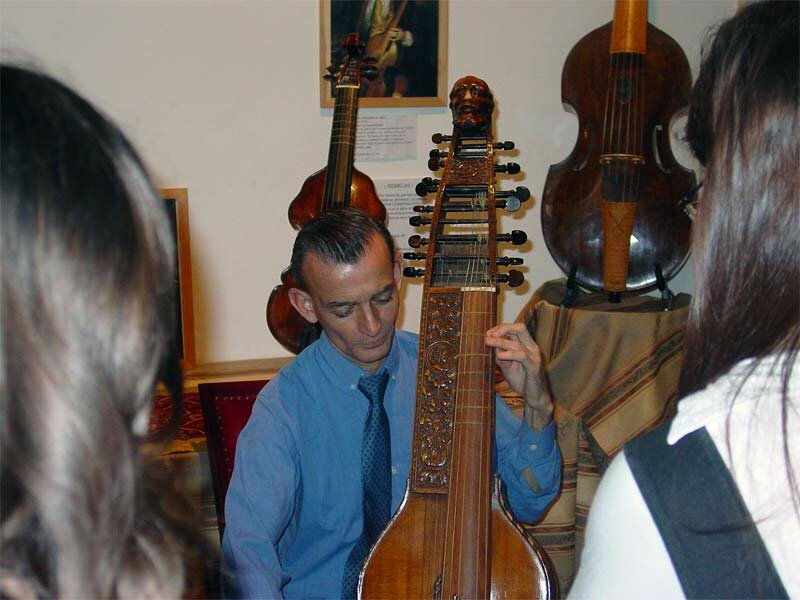 Exhibition historical musical instruments Orpheon Foundation